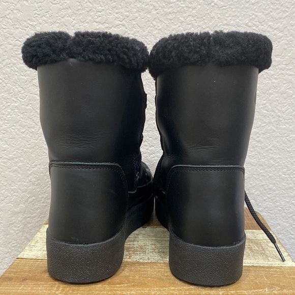 La Canadienne Emery Shearling Lined Boots - Picture 10 of 13